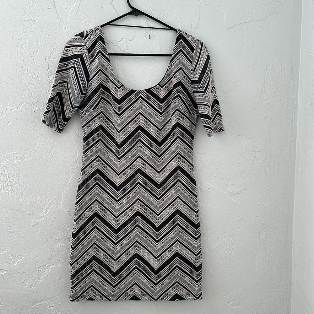 Soprano Bodycon Dress size Large